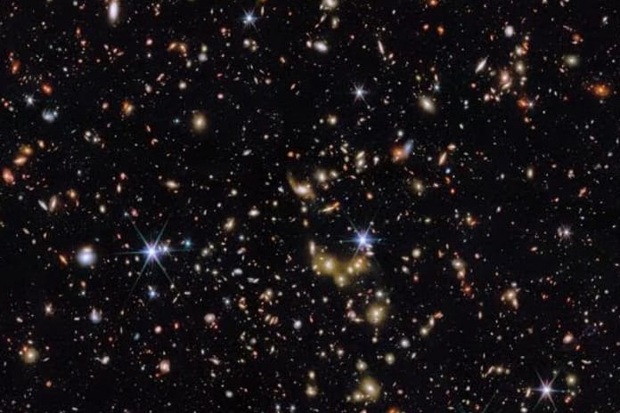 NASA, 350 milyon kilometreden son mesajını aldı