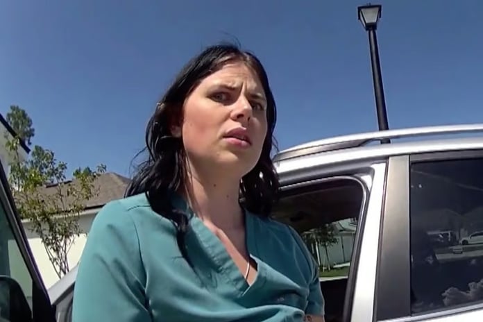 ABD'de sahte belgelerle işe giren hemşire gözaltına alındı