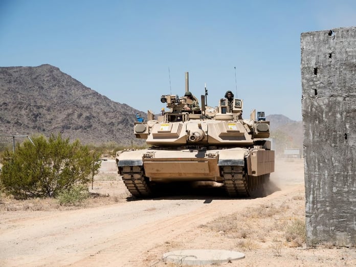 ABD, Polonya’ya 38 yeni Abrams tankı teslim etti