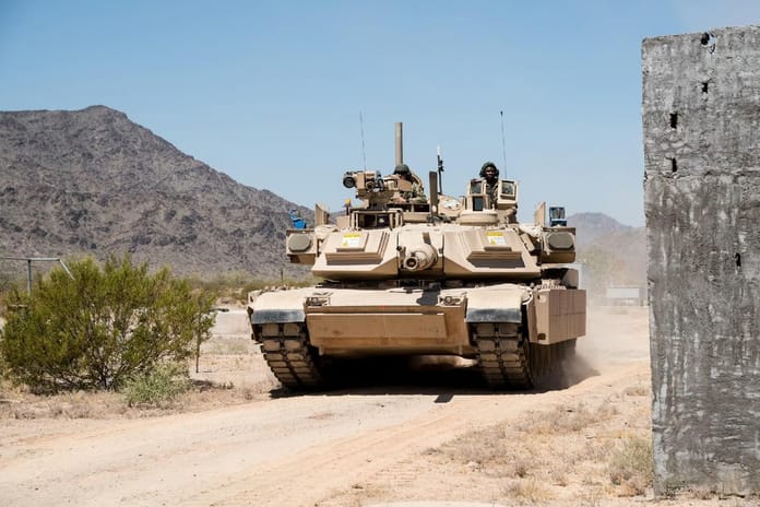 ABD, Polonya’ya 38 yeni Abrams tankı teslim etti