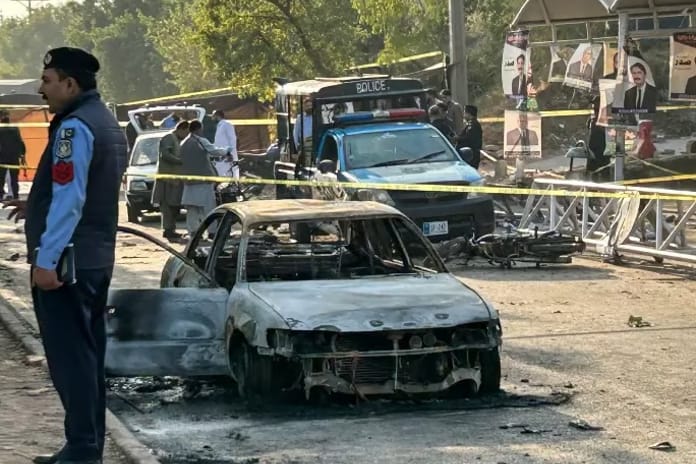 İslamabad'da terör saldırısı: 12 ölü