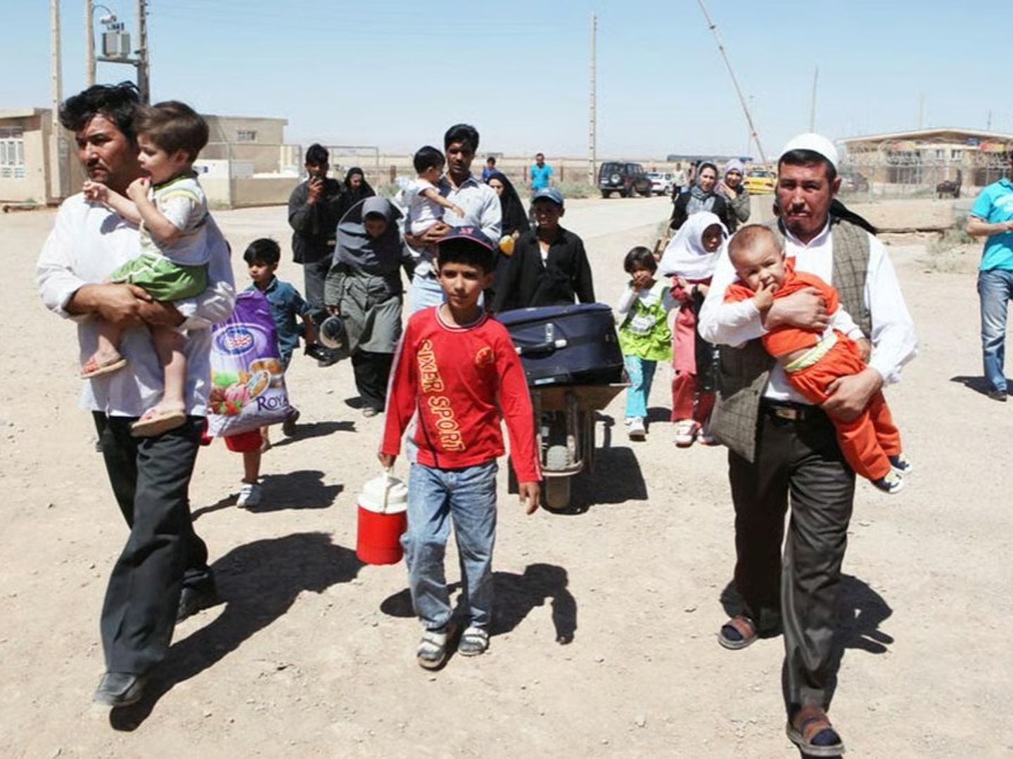 İran Afgan mültecileri Irak ve Türkiye’ye göndermeyi planlıyor