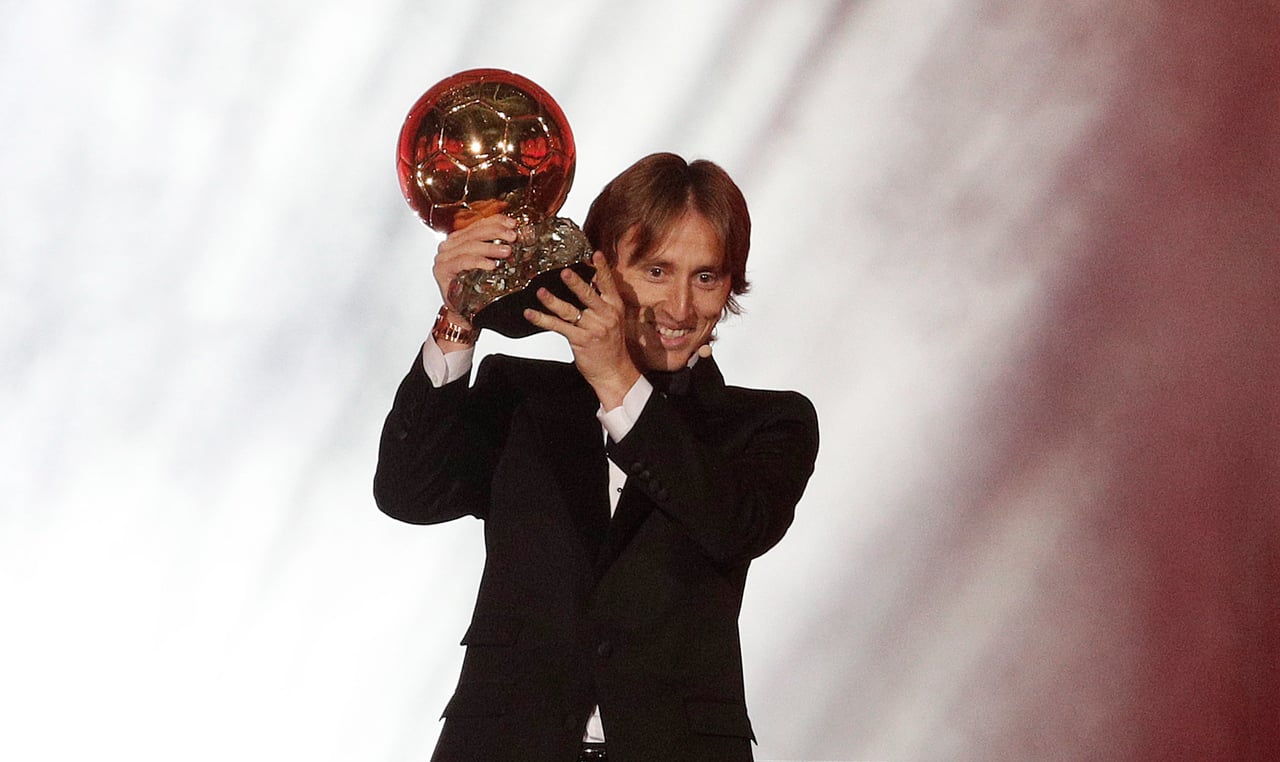 Luca Modric ödül alırken