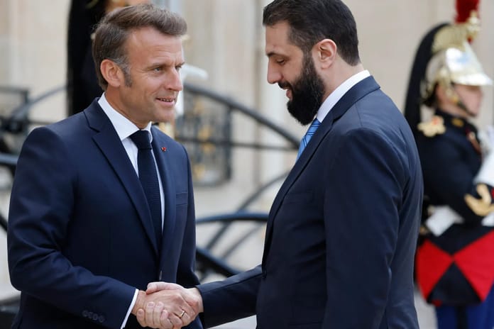 Macron'dan Suriye'ye yönelik yaptırımların kaldırılması çağrısı
