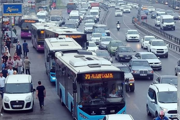 İstanbul'da toplu ulaşım ve servis ücretlerine yüzde 20 zam