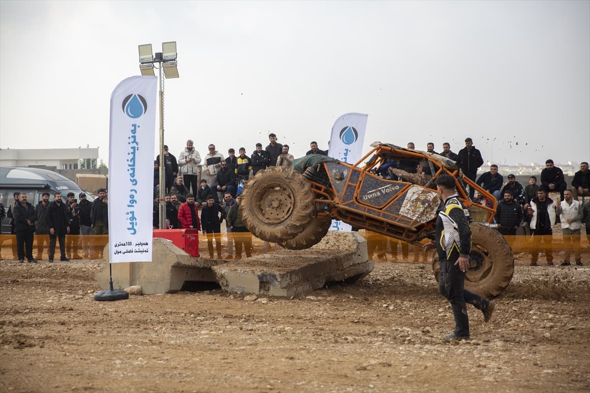Irak'ta Off-Road rüzgarı: Makinanın doğayla savaşı renkli görüntülere sahne oldu
