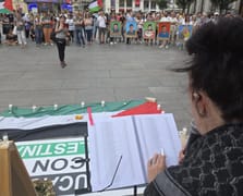 Katledilen Gazzeli çocuklar için Madrid'de anlamlı tören