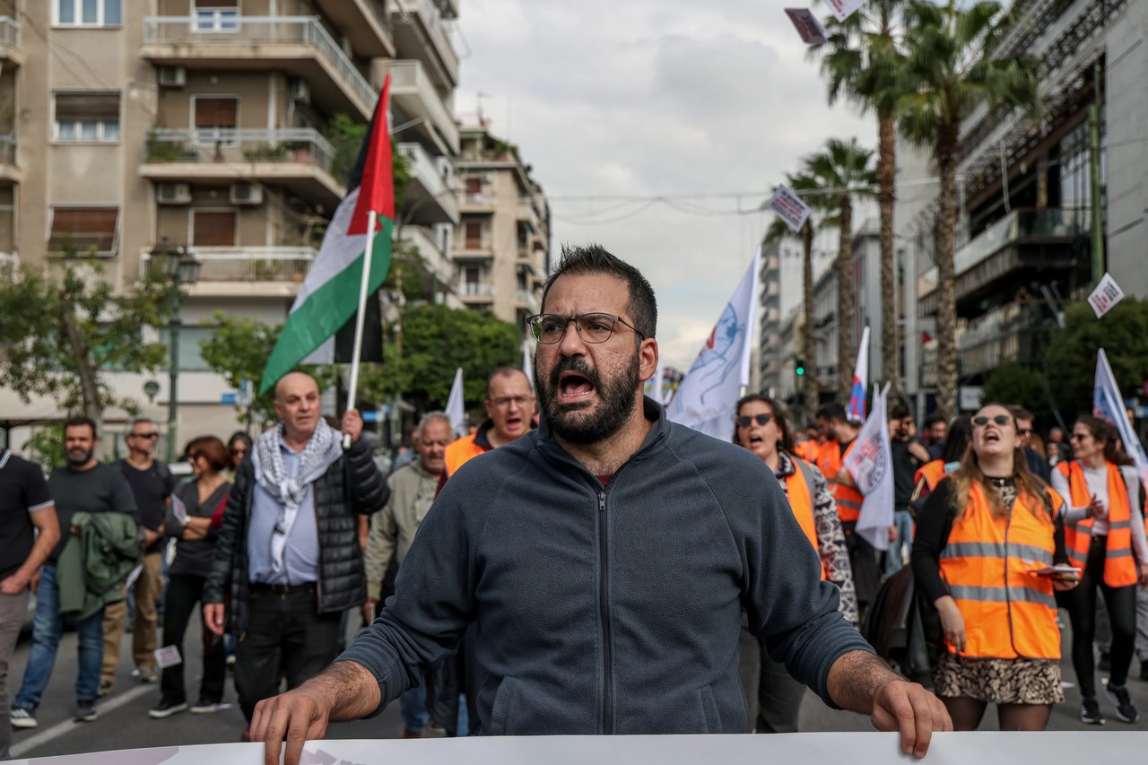 "Limanlar askeri üs değildir"