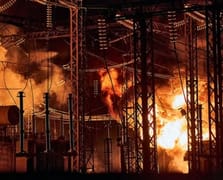 Ukraynalı stratejist: Rusya Ukrayna'nın enerji altyapısına saldırarak savaş suçu işliyor