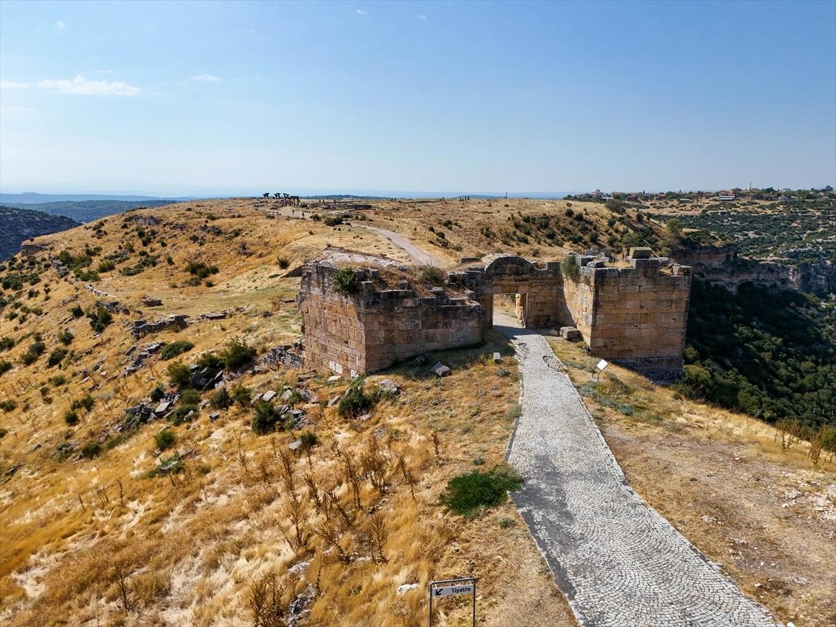Blaundos Antik Kenti'nde yeni keşif