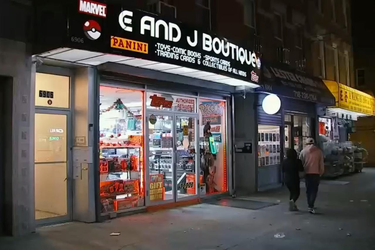 Pokemon mağazasından 100 bin dolarlık koleksiyon çalındı