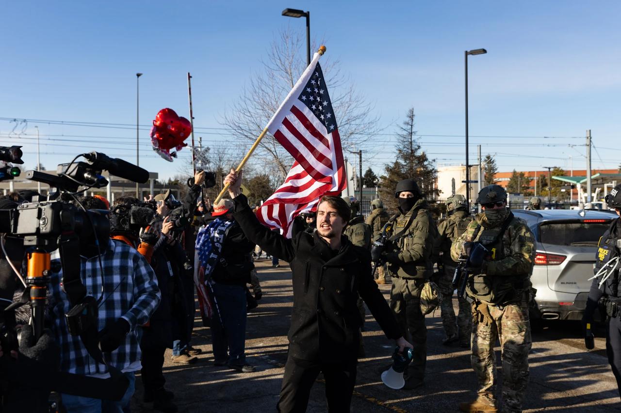 ABD'de ICE gerilimi: Minnesota'dan New York'a Binlerce Kişi Sokakta