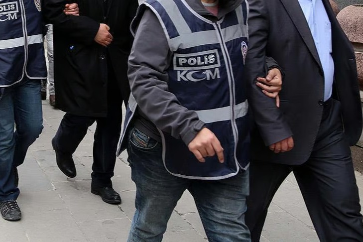Rüşvet alan memur yakalandı