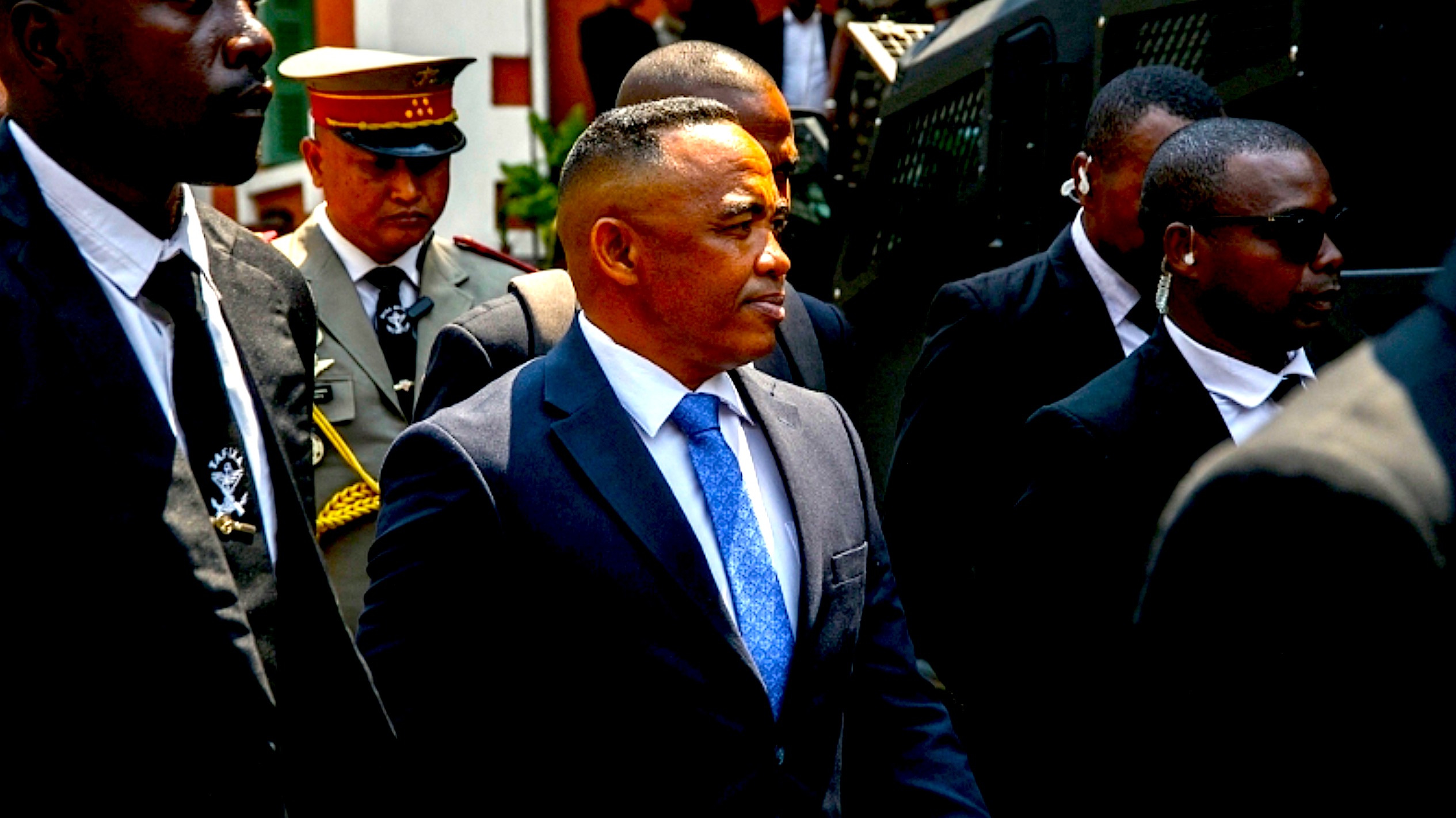 Madagascar President Dismisses Prime Minister & Cabinet