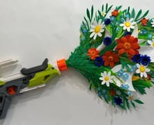 Plastik atıklar sanat eserine dönüşüyor