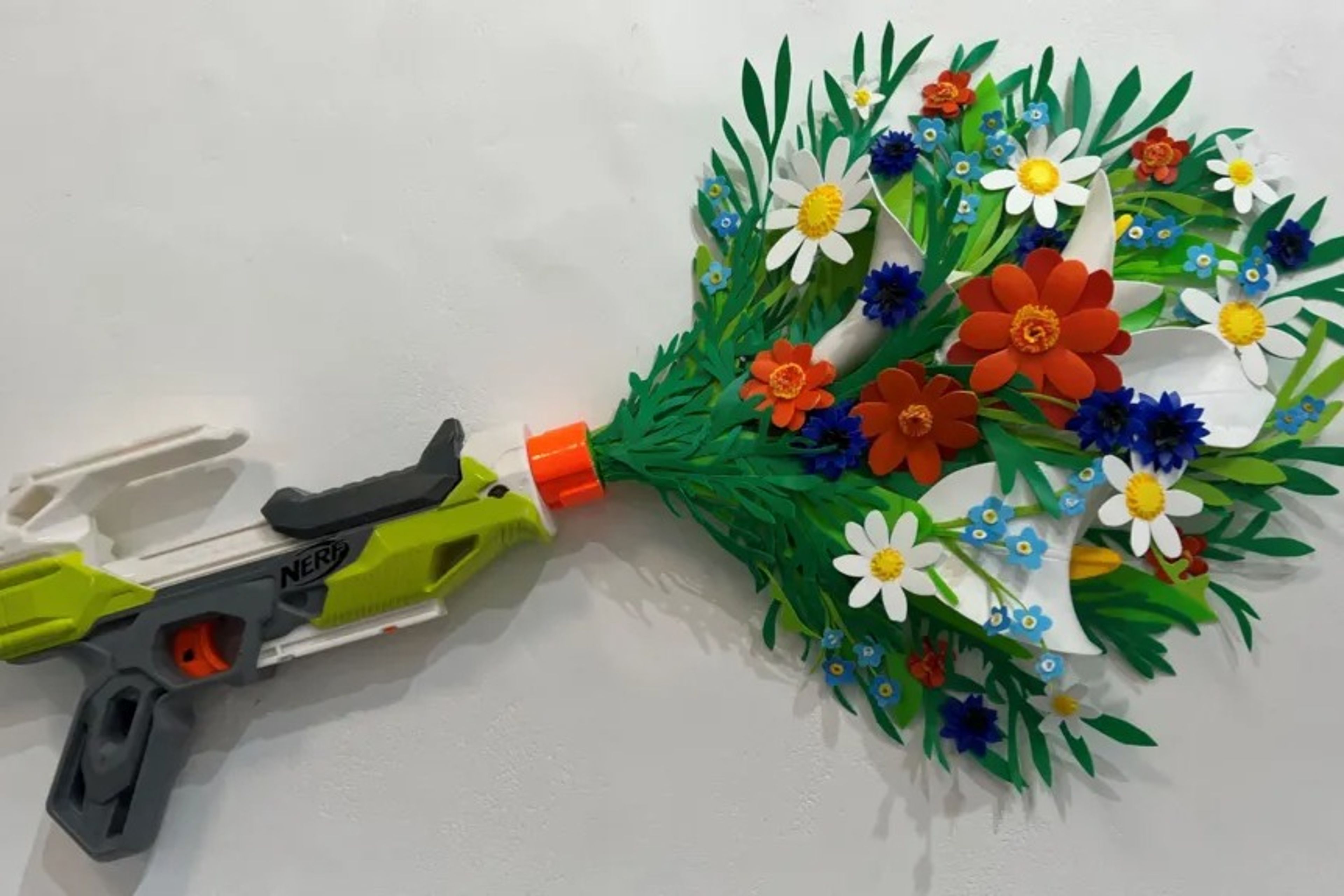 Plastik atıklar sanat eserine dönüşüyor