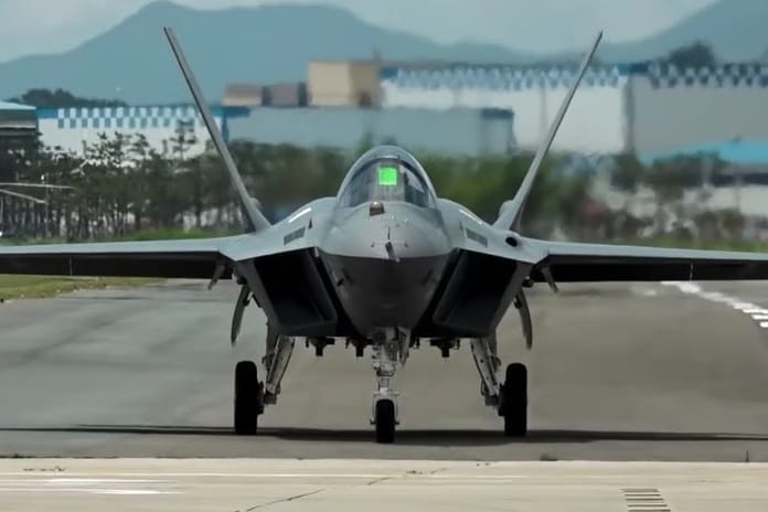 Güney Kore'nin ilk seri üretim KF-21 savaş uçağı tamamlanmak üzere