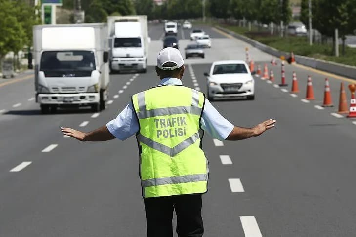 İstanbul'da trafiğe çıkacaklar dikkat! 5 gün boyunca o yollar kapalı