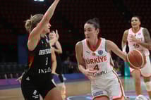 Potanın Perileri'nin Dünya Kupası umudu son maça kaldı: Almanya yenilgisi sonrası kritik Litvanya randevusu