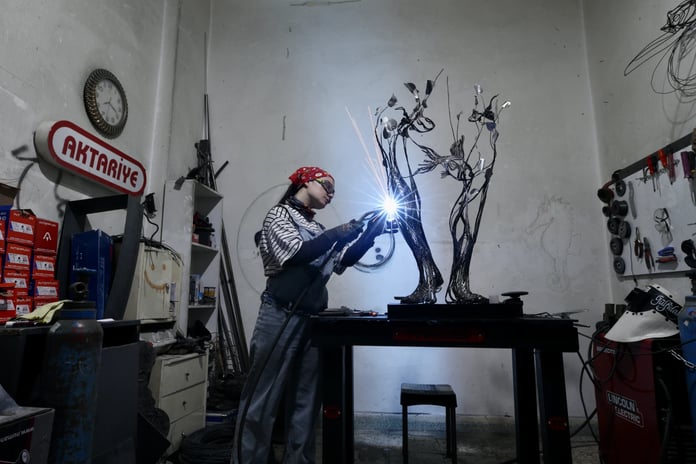 Çekiç darbeleriyle gelen ruhsal arınma