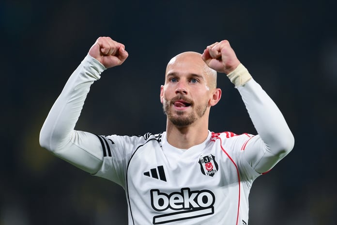 Cerny uzatmalarda galibiyeti getirdi