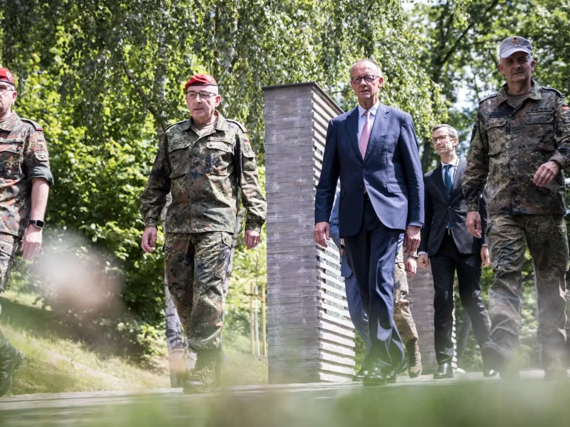 Trump backs European troops for Ukraine — voters resist