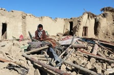 Pakistan Afganistan'a hava saldırısı düzenledi: 10 ölü