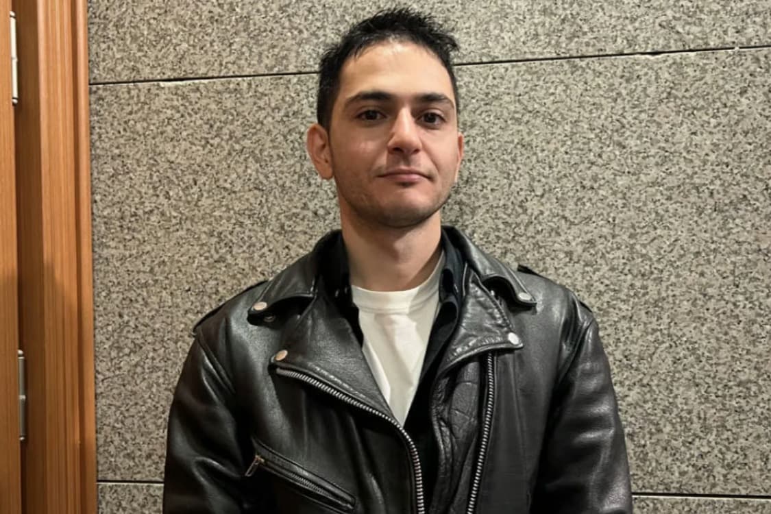 Gazeteci Furkan Karabay gözaltına alındı