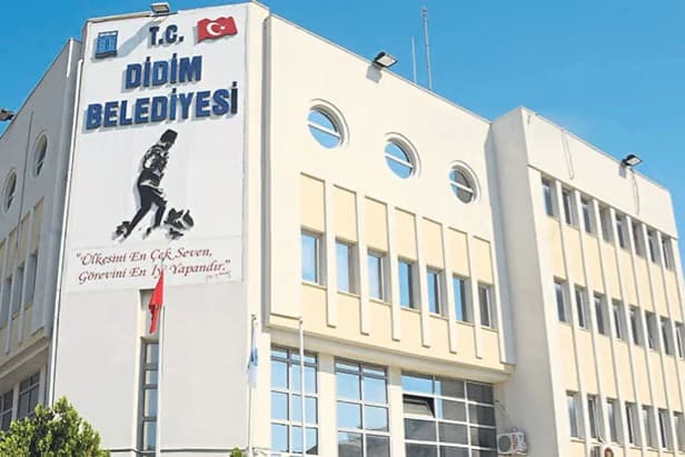 Didim  Belediyesi'nde usülsüzlük davası: 4 kişi gözaltına alındı