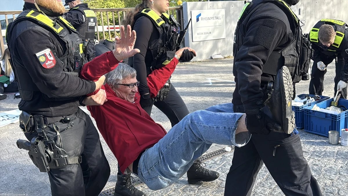 Berlin’de İsrail'e mühimmat üreten Rheinmetall protestosu