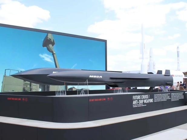 Fransa, deniz seyir füzesini kara platformuna taşıyor: 1000+ km menzilli yeni sistem geliyor