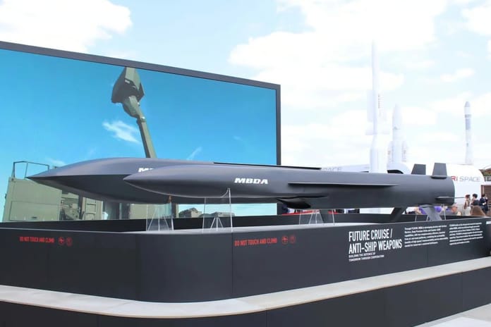 Fransa, deniz seyir füzesini kara platformuna taşıyor: 1000+ km menzilli yeni sistem geliyor