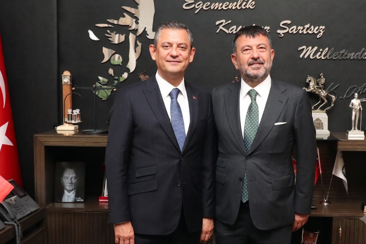 Özgür Özel ve Veli Ağbaba için fezleke hazırlandı