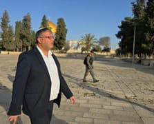 İsrail Güvenlik Bakanı Ben-Gvir'den Mescid-i Aksa'ya provokatif baskın