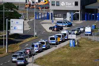 Antenna and DNA Found in Leipzig Airport Drone Attack