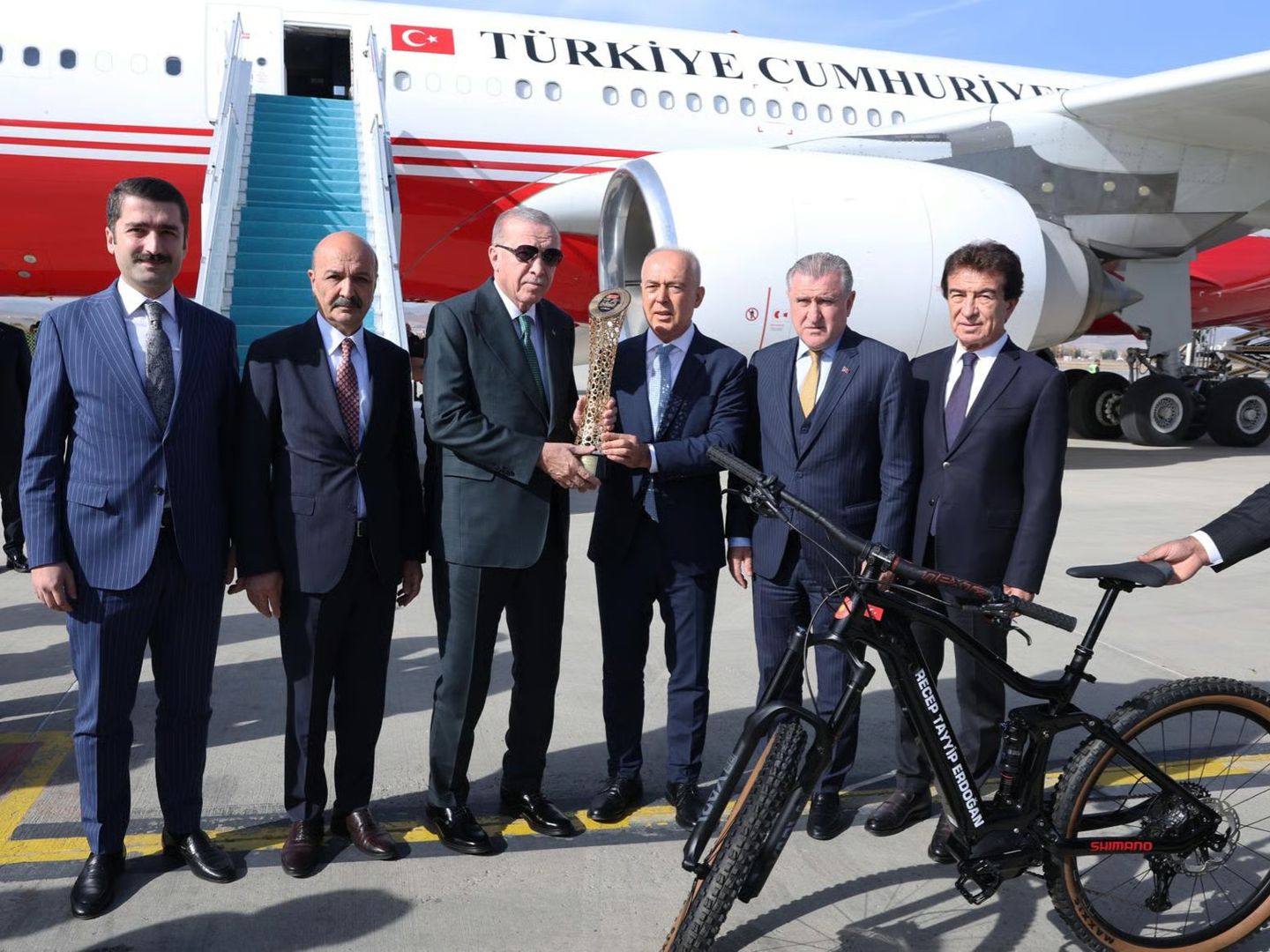 Türkiye Bisiklet Federasyonu’ndan Cumhurbaşkanı Erdoğan’a 60. Yıl Teşekkürü