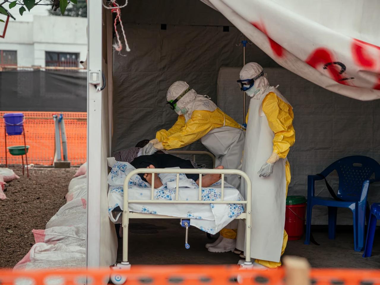 Yeni Ebola salgınında felaket uyarısı