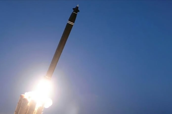 İngiltere ve Fransa’dan nükleer silah ortaklığı