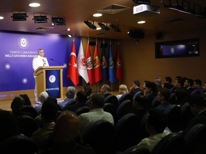 İsrail savaş uçakları hava sahamıza girdi mi? MSB iddialara yanıt verdi