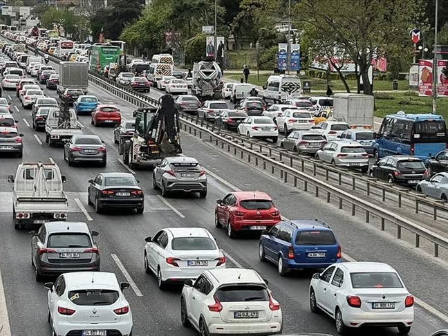 İstanbul'da yollar kapanıyor: Alternatif güzergahlar açıklandı