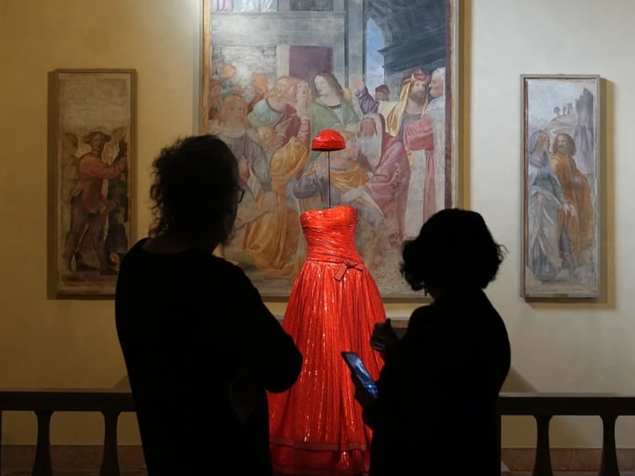 Milano’da Giorgio Armani’ye sanatla veda