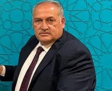 Nevşehir Yazıhüyük Belediye Başkanı halı sahada gençleri sopayla darp etti 