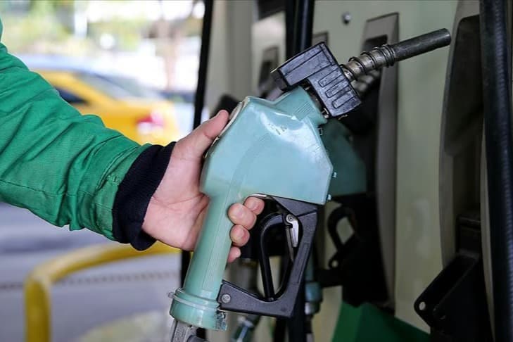 Benzine, motorine zam yolda mı? 