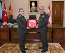 Kara Kuvvetleri Komutanlığında Devir-Teslim Töreni