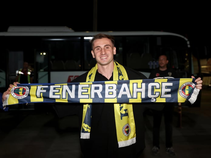Fenerbahçe, milli oyuncu Kerem Aktürkoğlu'nu kadrosuna kattı