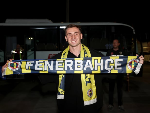 Fenerbahçe, milli oyuncu Kerem Aktürkoğlu'nu kadrosuna kattı