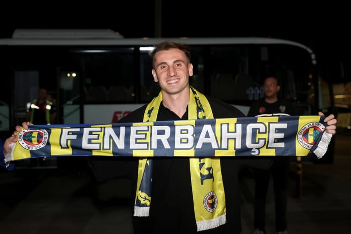 Fenerbahçe, milli oyuncu Kerem Aktürkoğlu'nu kadrosuna kattı