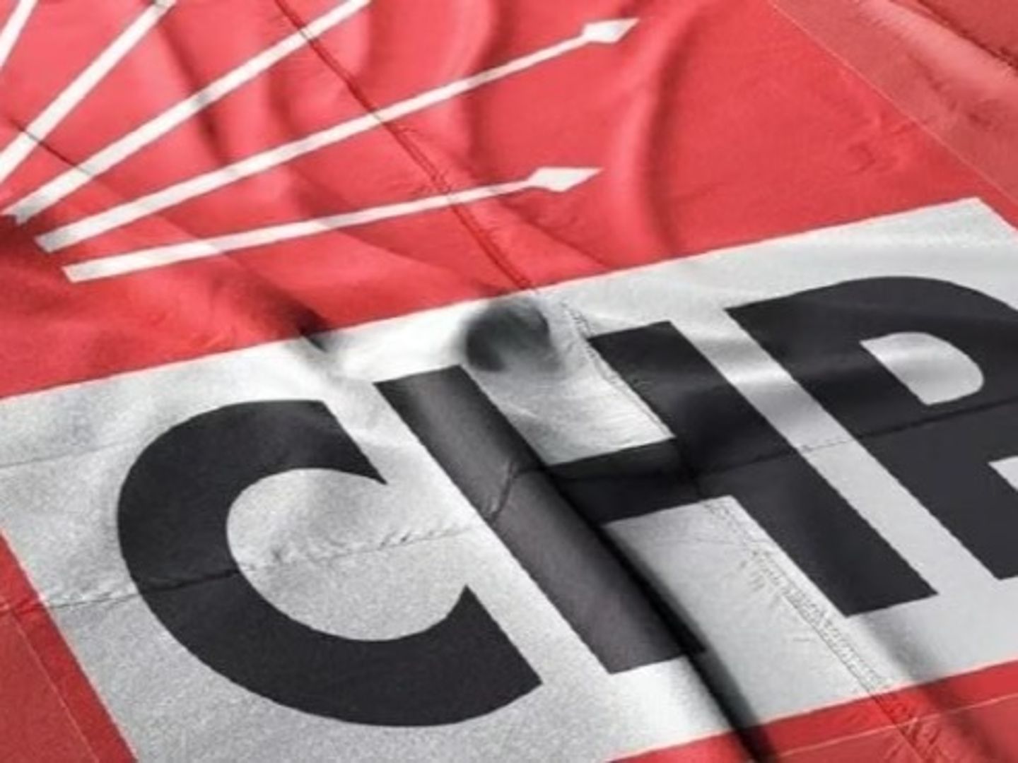 CHP'de deprem sürüyor! Bir belediye başkanı daha istifa etti