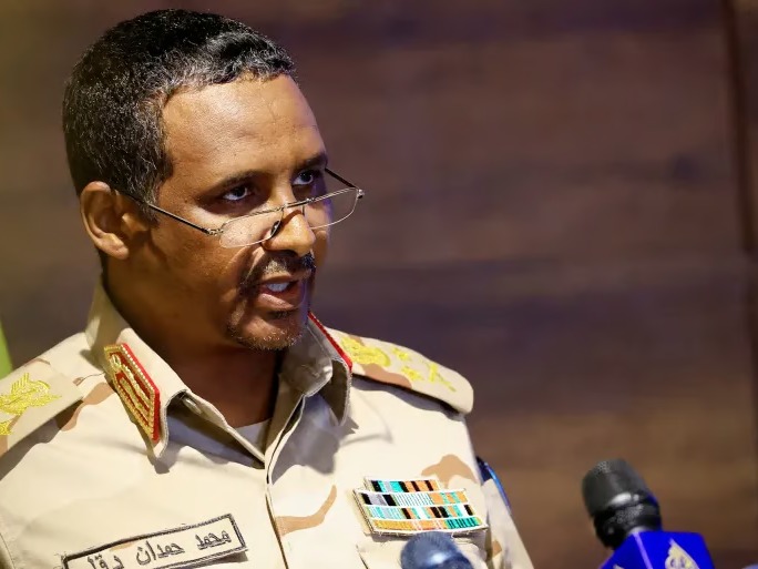 Hemedti Accuses Egypt of Supplying Jets to Sudanese Army