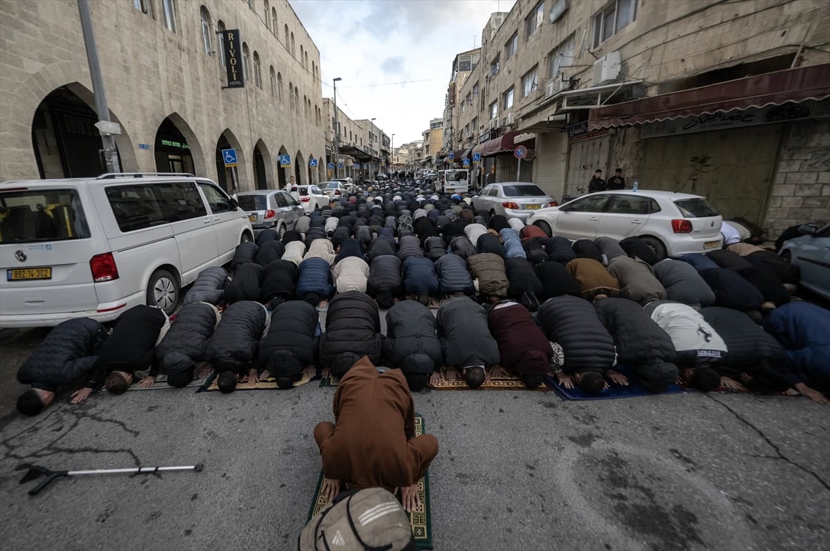 İslam Dünyası Ramazan Bayramı'nı kutluyor
